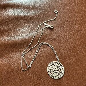 Silpada .925 sterling silver medallion Cut Above necklace w/ baubled chain